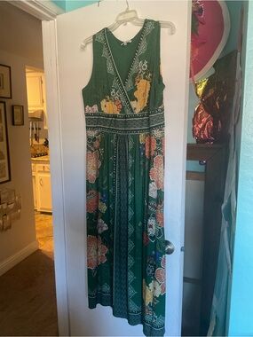 Women’s XL Sleeveless Green Floral Faux Wrap Maxi Dress